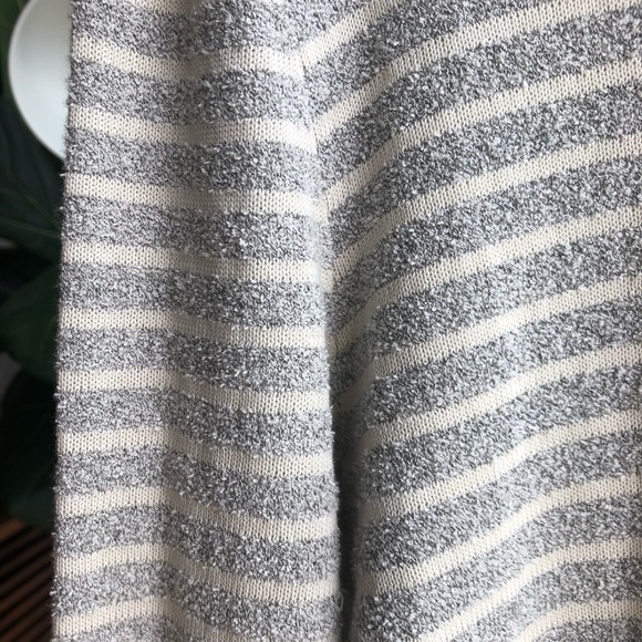 Club Monaco Men’s XS Sweater - Picture 3 of 6